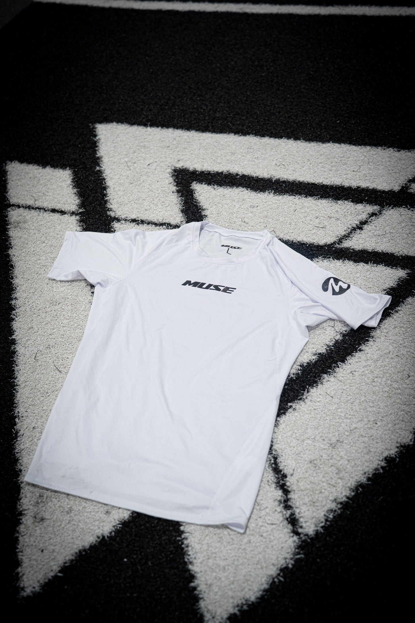 MUSE COMPRESSION SIDE LOGO